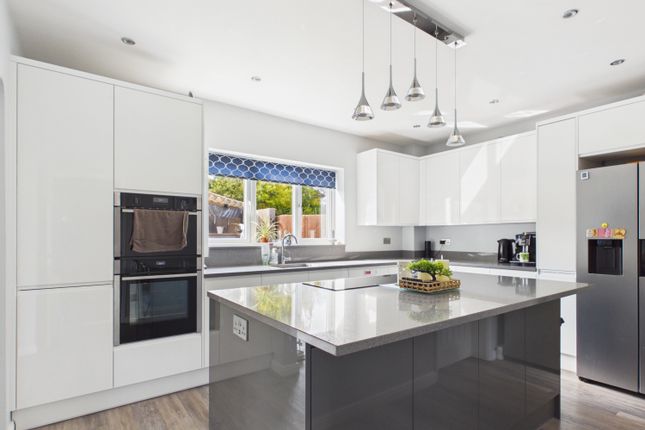 1, PROSPERO DRIVE, WARWICK photo 2
