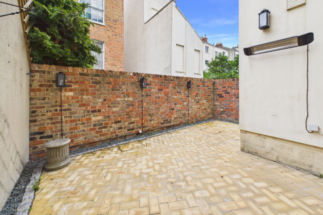 26, Rodney Road, Cheltenham photo 4