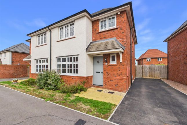 3-bed semi-detached on Nicholls Way, Gloucester, £375,000