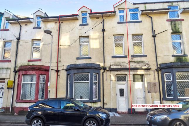 Studio house on 15 Bairstow Street, Blackpool, £30,000
