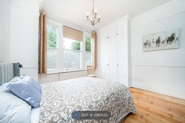 Flat, Broom Road Teddington, Teddington photo 4