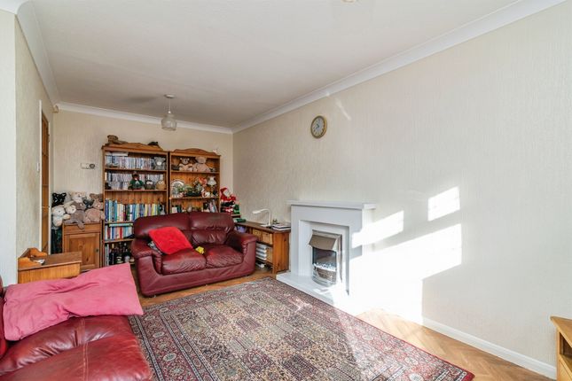 Meadow Rise, Nottingham photo 4