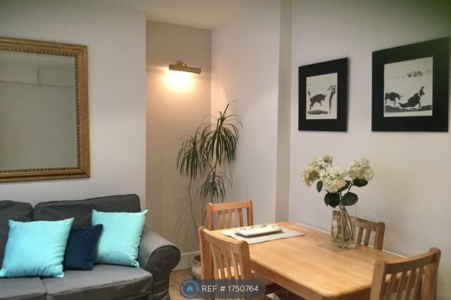 Thumbnail Flat to rent in Lower Ground Floor, London