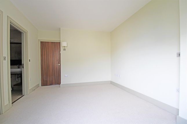 Flat for sale in Pope Street, Dorchester