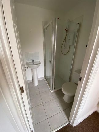 Room 7.Jpg