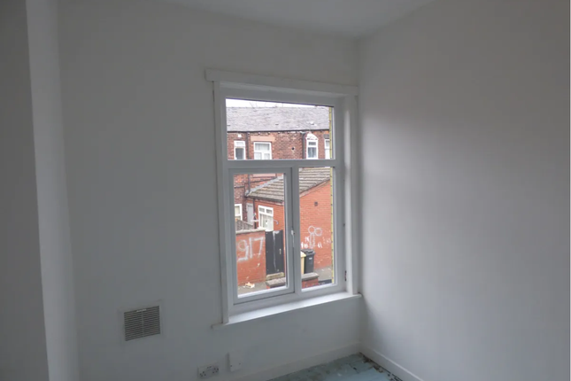 Vincent Street, Bolton photo 5