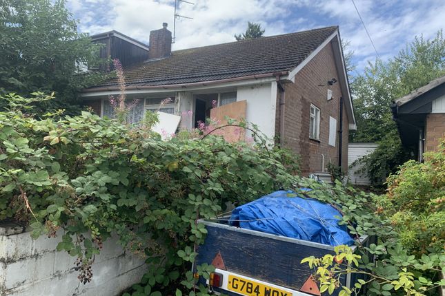 2-bed bungalow on 4, Thetford Drive, Manchester, £150,000