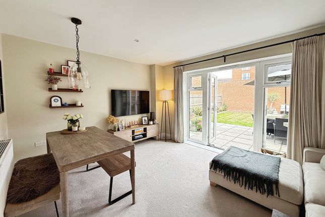 1, Heath Lane, Camberley photo 4