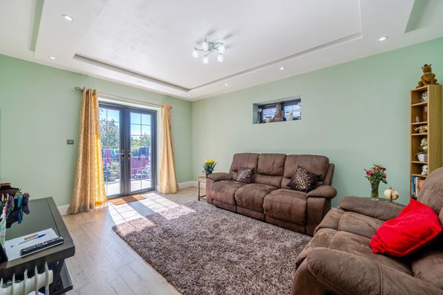 214, Repton Road, Orpington photo 2