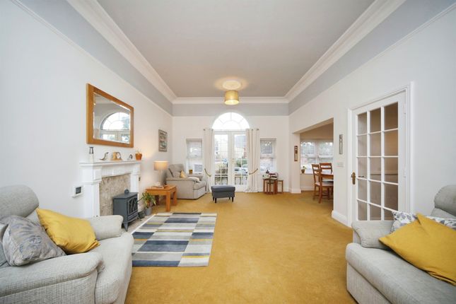 Flat for sale in Ashcombe Court, Ilminster