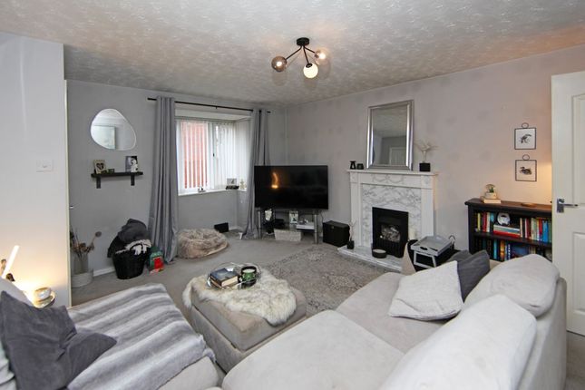 177, Woodside Road, Telford photo 4