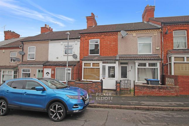 Terraced house to rent in Avenue Road, Rugby