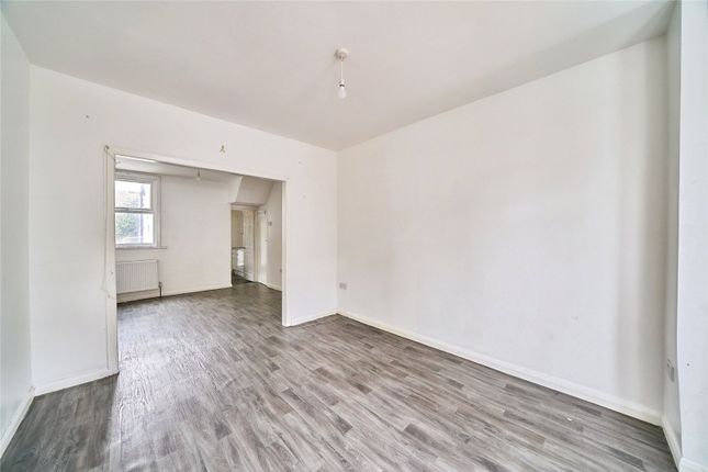 72, Meath Road, London photo 3