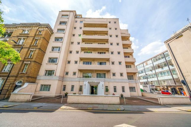 Studio to rent in Palace Gardens Terrace, London