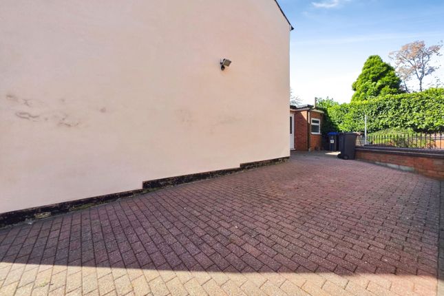 53, Station Road, Biddulph photo 3