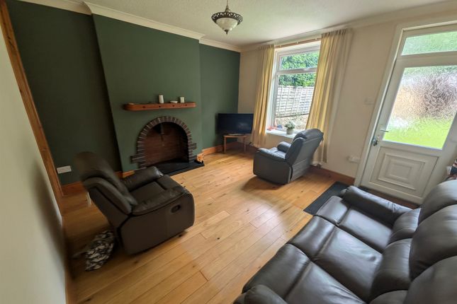 22, Pentrepiod Road, Pontypool photo 3