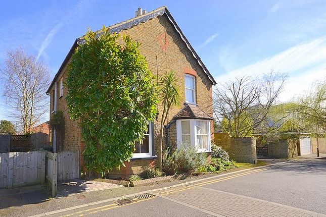 Thumbnail Semi-detached house to rent in Mervyn Road, Shepperton
