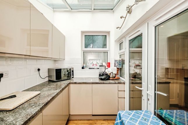 20, River Road, Littlehampton photo 5