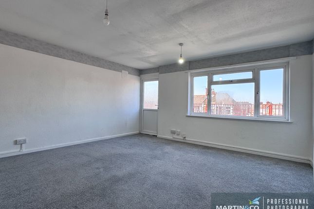 Flat 1, 122 - 124, Caerphilly Road, Cardiff, Cardiff photo 3