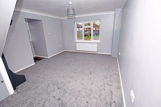 18, Monkdown, Maidstone photo 3