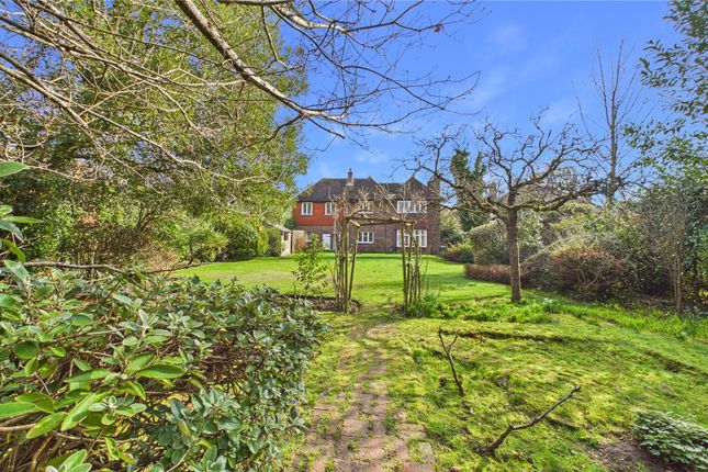 Woodcote,, Horsell Park, Horsell photo 2