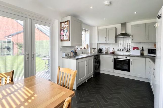 17, Grange View, Scunthorpe photo 4