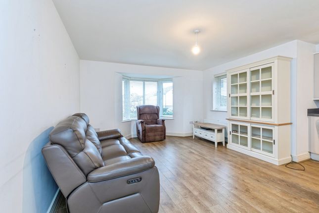 4,, Gudgeon Crescent, Kent photo 4