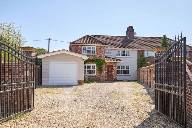 35, Braymeadow Lane, Norwich photo 3