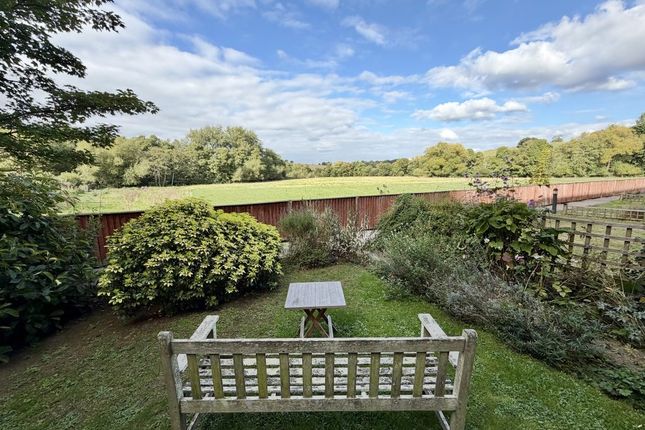 Flat 1, Yeo Valley, Yeovil photo 2