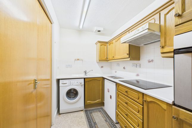 Flat 36, Oaktree Court, George Street, Kettering photo 2