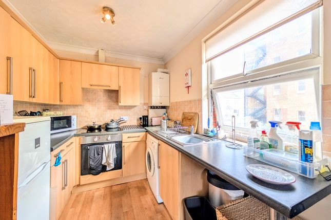Flat 2, 1, Wordsworth Road, Worthing photo 2