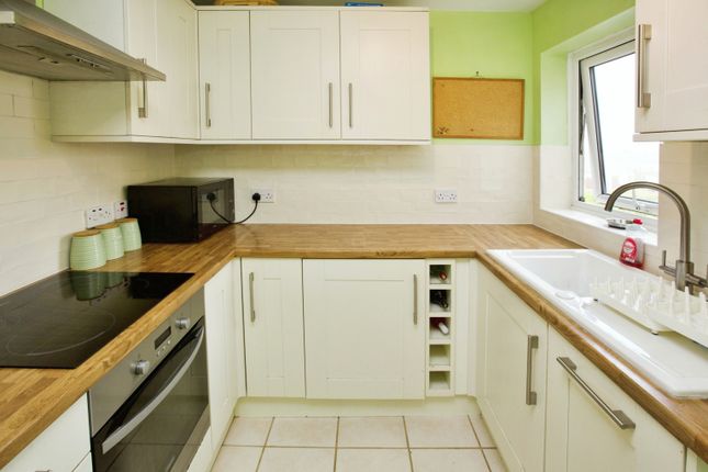 Flat for sale in Wood Close, Southampton, Hampshire