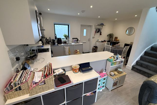 Beckley Mews, Northolt photo 3