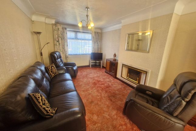 23, Hillary Crescent, Maghull photo 2
