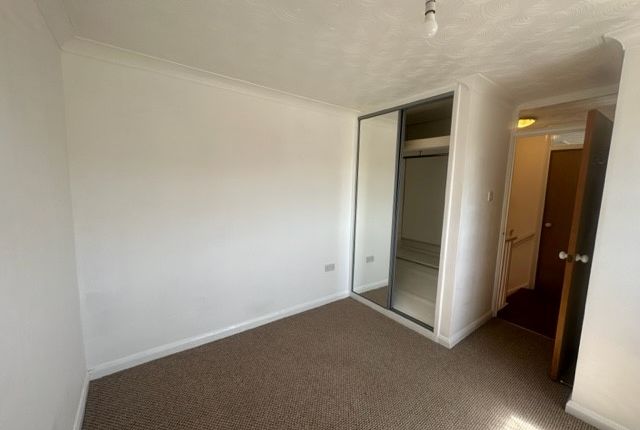 228, Senwick Drive, Wellingborough photo 5