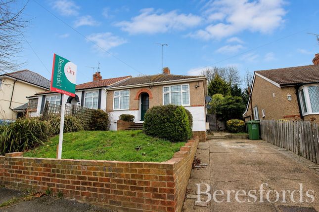 2-bed bungalow on Crown Road, Billericay, £1,600/mo