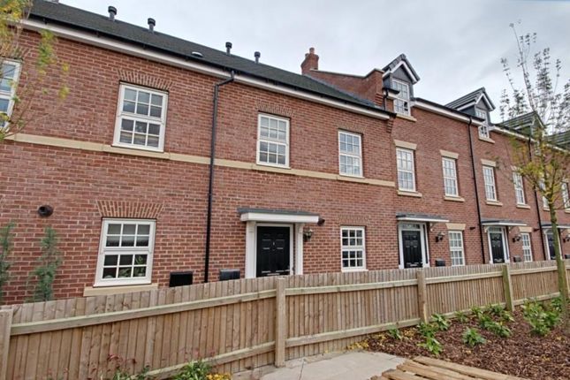 Thumbnail Town house to rent in Harrison Mews, Beverley