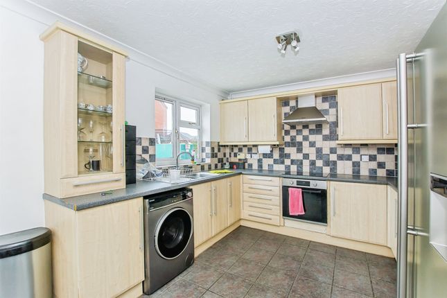 33, Jubilee Close, Spalding photo 3