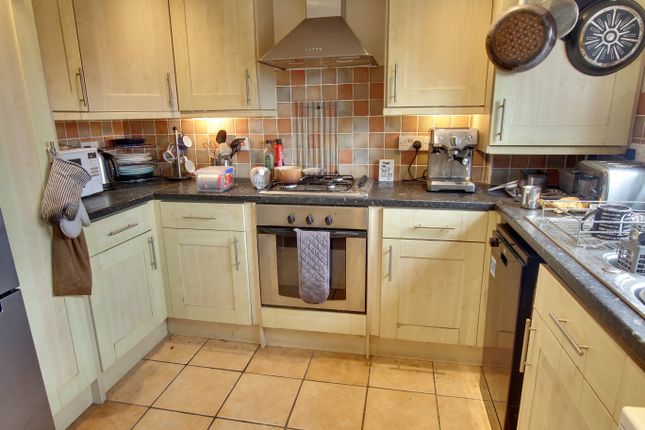 34, Peas Hill Road, March photo 2