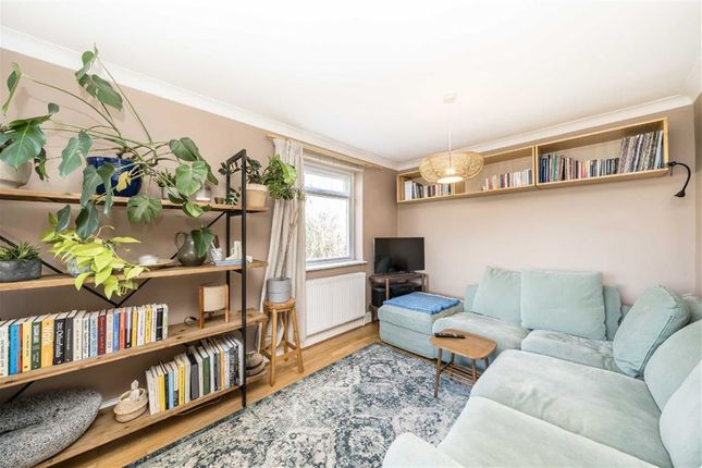 Thumbnail Flat for sale in Dartmouth Hill, London