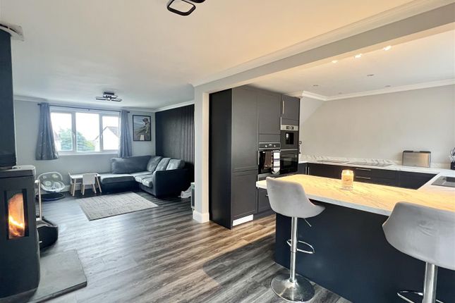 24, Pentrevah Road, Penwithick photo 2