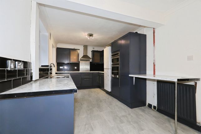 22, Arden Place, Bilston photo 4