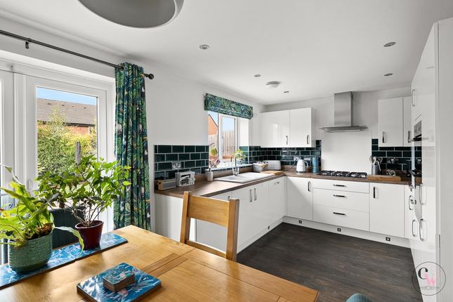 35, Preston Way, Winsford photo 2