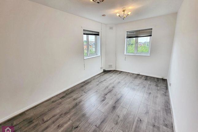 7, Shaw Drive, Cheshire photo 4