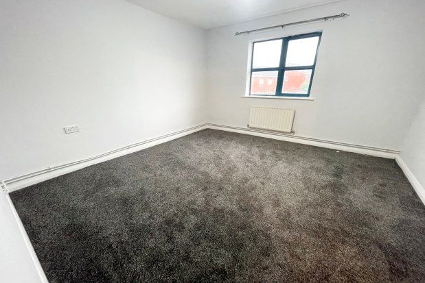 Thumbnail Flat to rent in Queens Road, Manchester