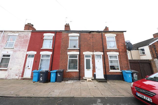 Terraced house to rent in Farringdon Street, Hull