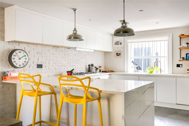 11, Chalcot Road, London photo 3
