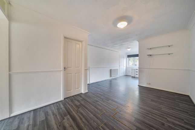 9, Stanley Close, Kent photo 4