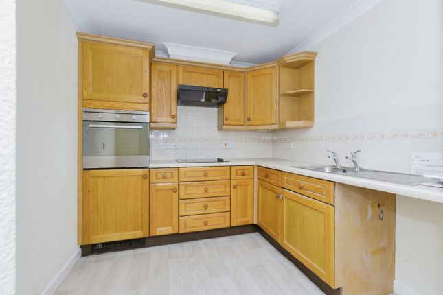 44, Hendon Grange, Leicester photo 3