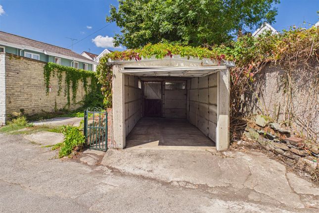 Garage @, Alma Road, Bristol photo 4